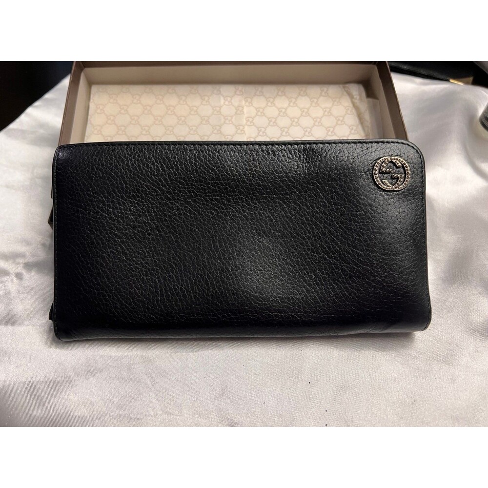 Gucci Black Leather Zip Wallet Interlocking Studded GG w/COA